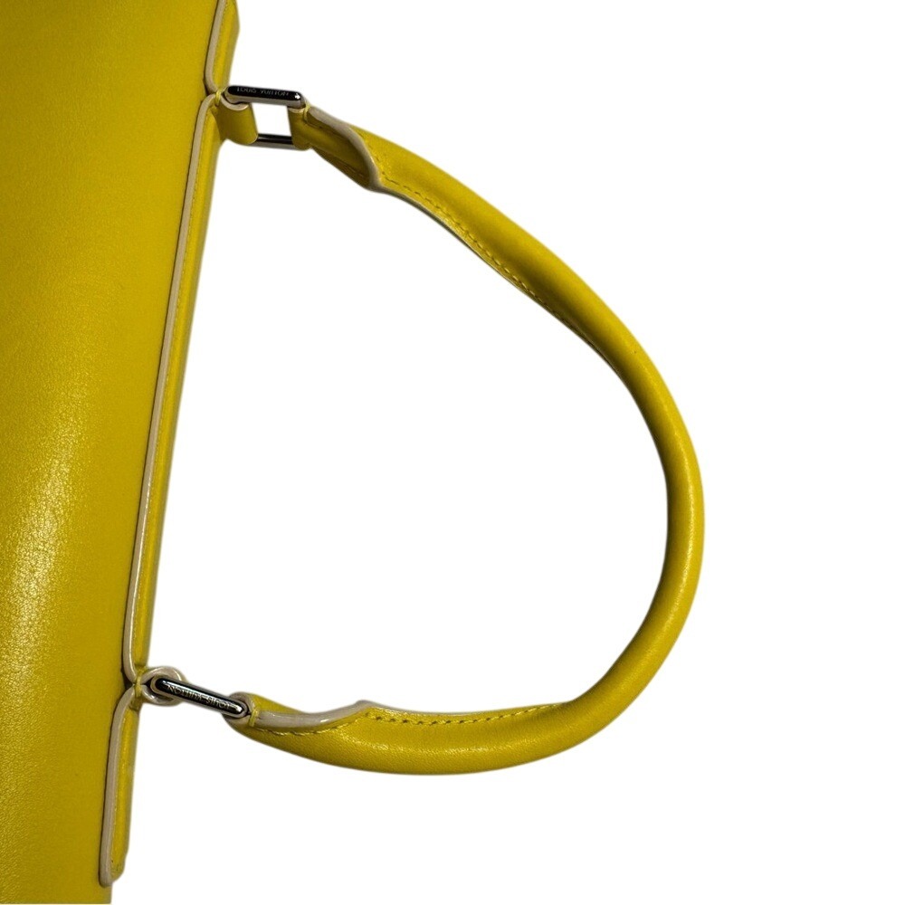 Louis Vuitton 2013 runway bag never used comes w/ dust bag(original) and‎ a box. - Picture 7 of 13